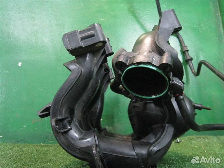 Коллектор впускной Ford Fiesta (CB1) 2011