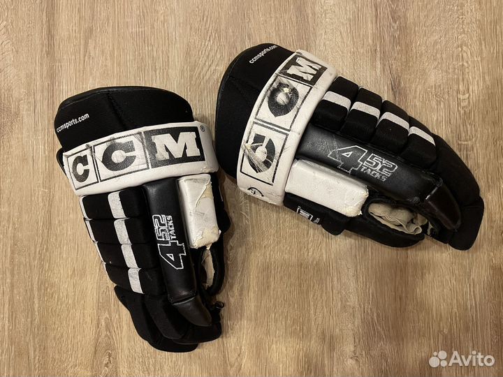 Краги хоккейные ccm 14