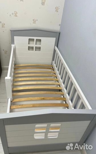 Кровать детская