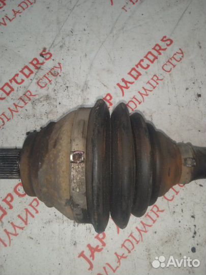 Привод передний левый Volkswagen Golf 5 BVY 2006