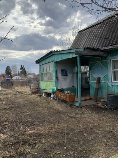 Дача 20 м² на участке 8 сот.