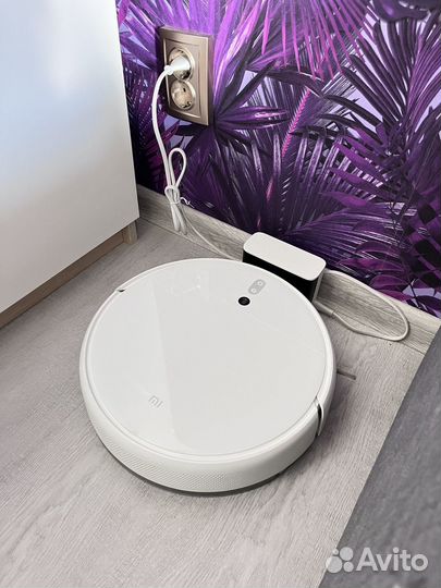 Робот-пылесос Xiaomi Mi Robot Vacuum Mop