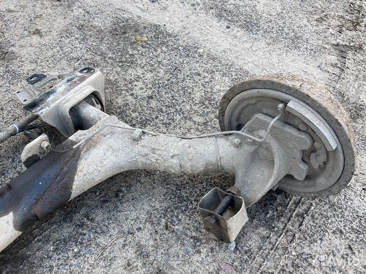 Задняя балка ауди 80 б4