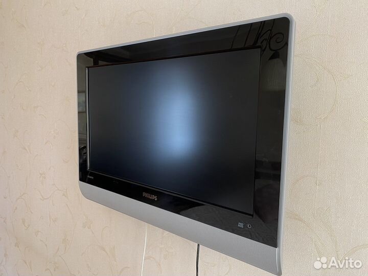 Телевизор Philips Flat Tv 26PF7321/12 26 дюймов
