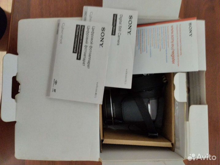 Цифровой фотоаппарат sony