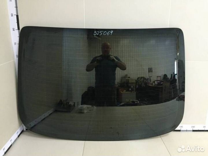 Стекло заднее Toyota Camry V40 2006-2011