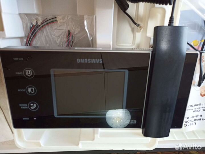 Видеодомофон samsung SHT-3005 WM/EN