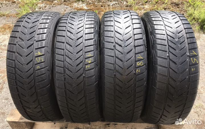 Vredestein Wintrac Xtreme S 215/65 R16 98H