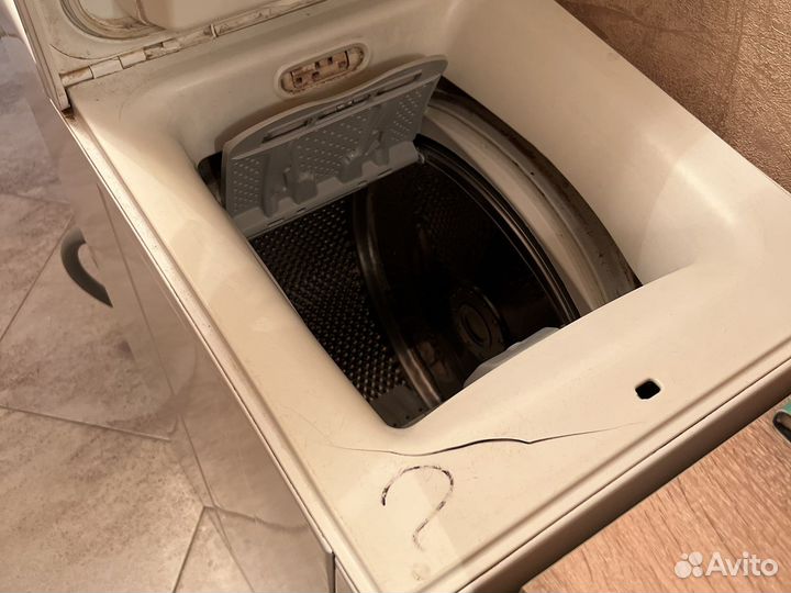 Стиральная машина с вертикальной загрузкой