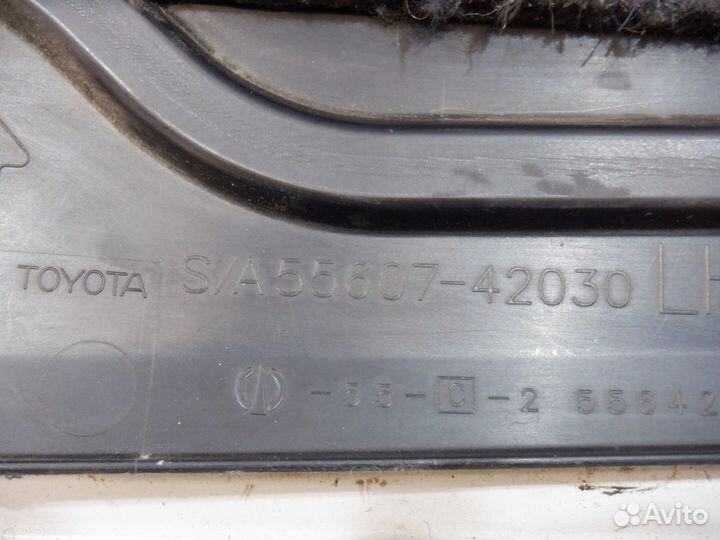 Накладка торпедо Toyota Rav 4 2azfe АКПП