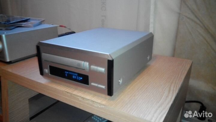 CD-плеер Yamaha