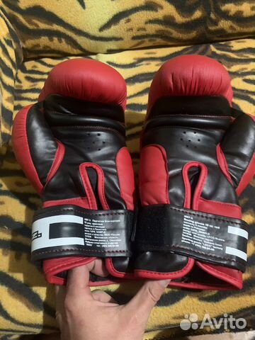 Боксерские перчатки 12 oz