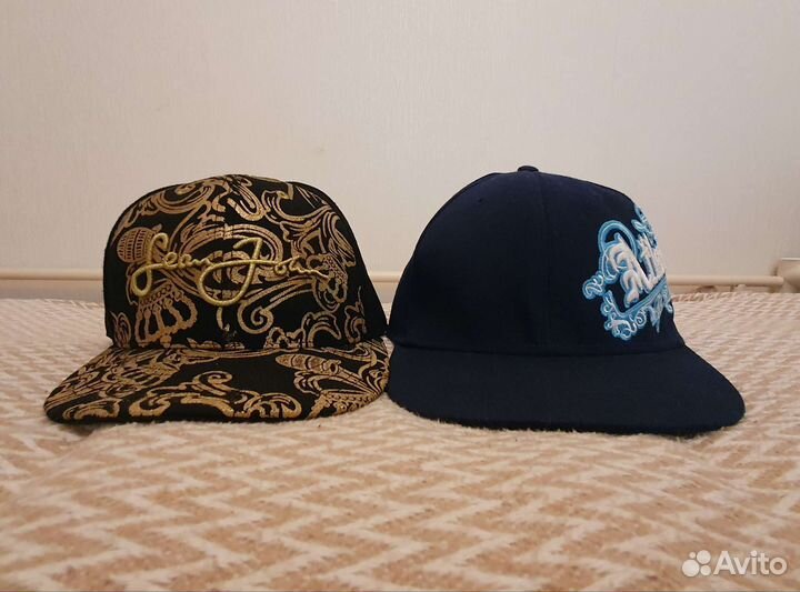 Бейсболки 4 штуки за 500