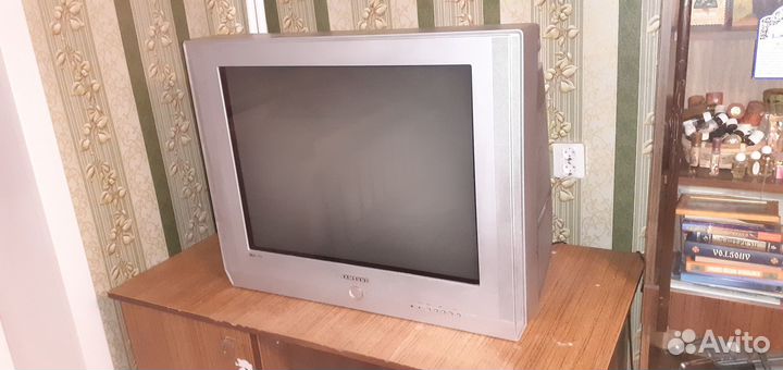 Телевизор samsung