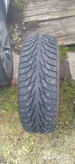Yokohama Ice Guard IG35 215/65 R16 102