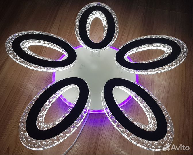 Светодиодная люстра 8080/5 WHT