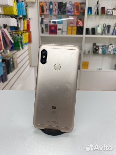 Xiaomi Mi A2 Lite Android One, 4/64 ГБ