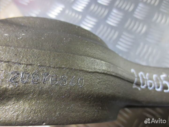 Шатун Volvo 20876840