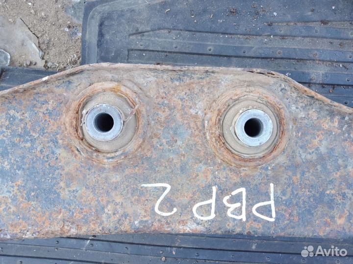 Кронштейн заднего редуктора Mitsubishi RVR 2