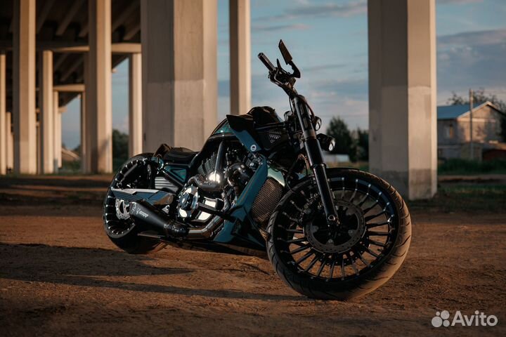 Harley-Davidson V -Rod Custom