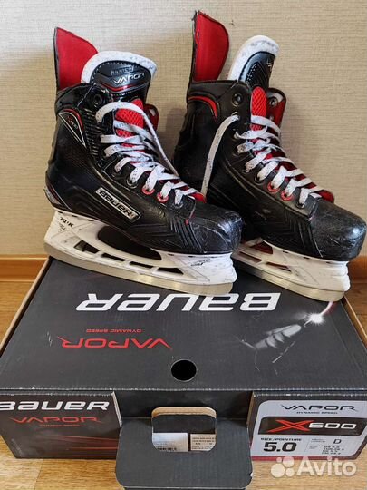 Хоккейные коньки bauer vapor