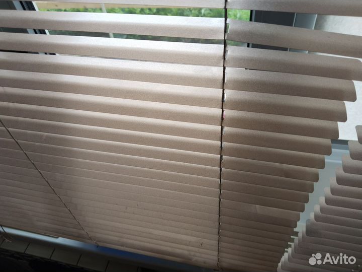 Жалюзи горизонтальные алюминиевые бу