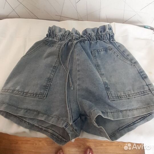 Женские джинсовые шорты 44 46