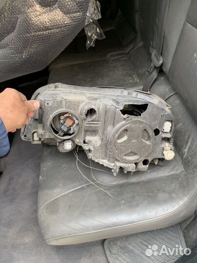 Фара на вольво 90