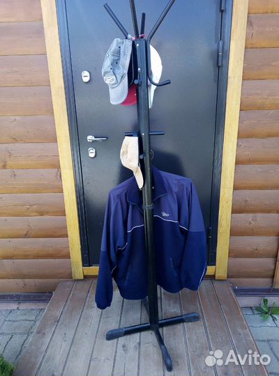 Вешалка для одежды напольная