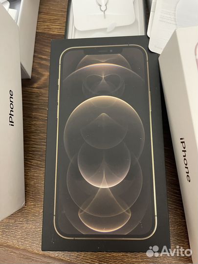 Коробка от iPhone