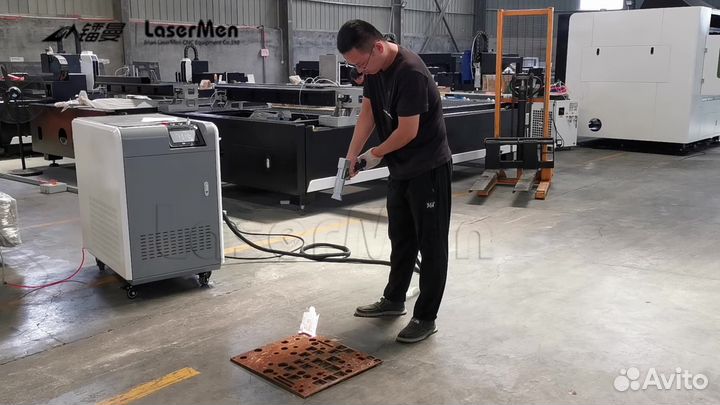 Лазерная чистка металла