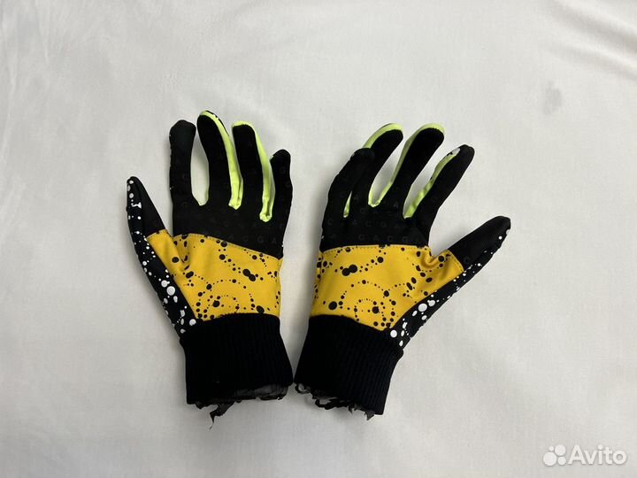 Nike Lab ACG Shield Running Gloves Yellow Volt