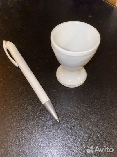 Подставка под яйцо клеймо корона