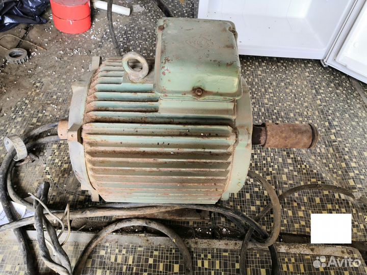 Электродвигатель VEM KMR160M E1