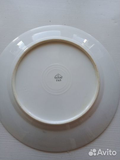 Тарелки для второго блюда (подтарельники)