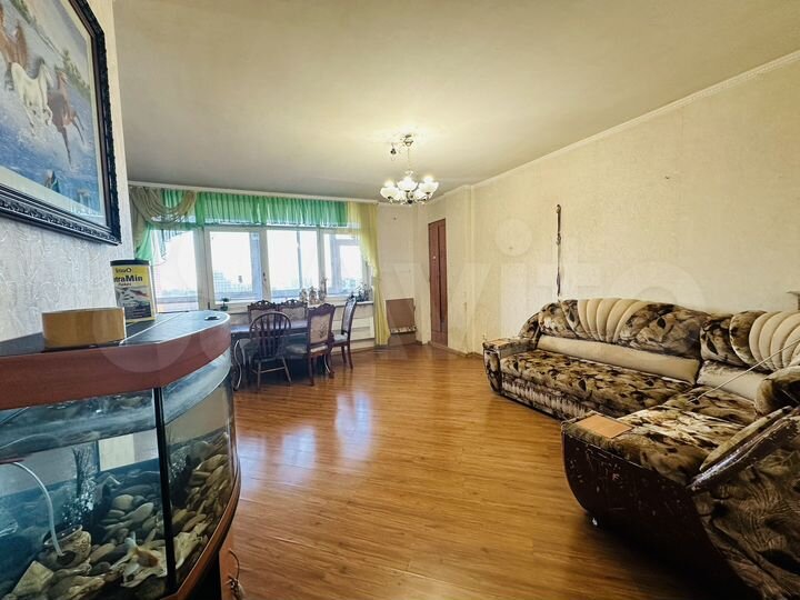 3-к. квартира, 94 м², 8/16 эт.