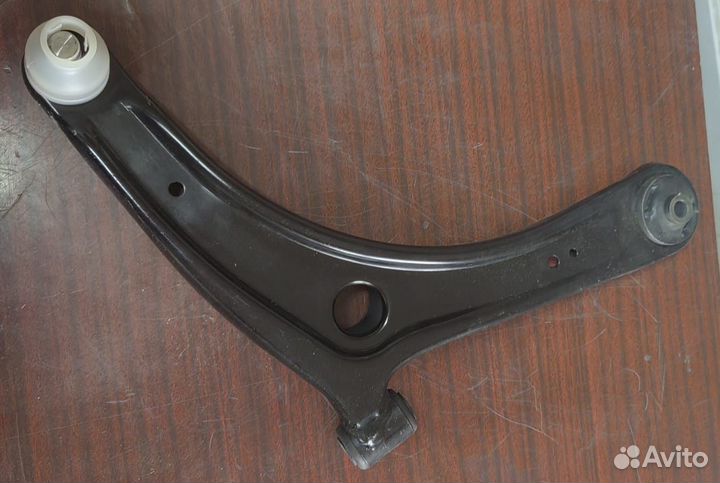 Рычаг передней подвески правый formpart 3909004