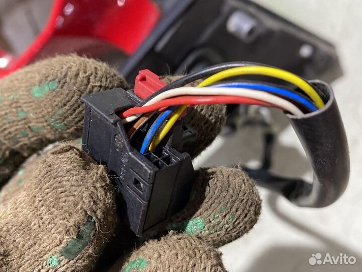 Audi A4 B8 Зеркало боковое правое