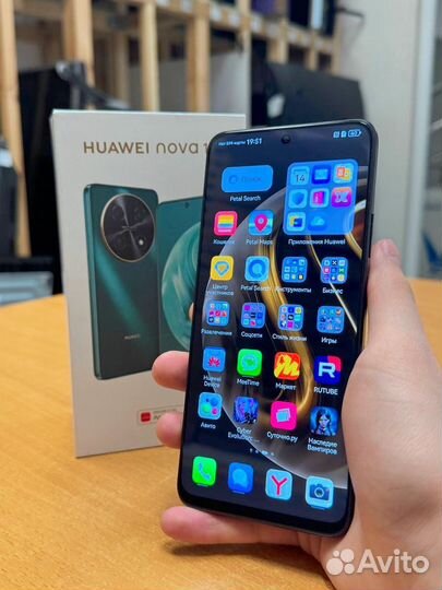 HUAWEI nova 12i, 8/128 ГБ