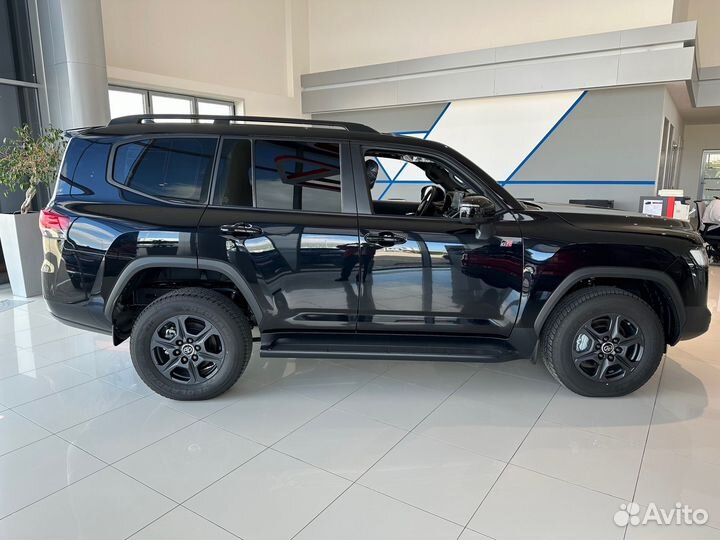 Toyota Land Cruiser 3.3 AT, 2022