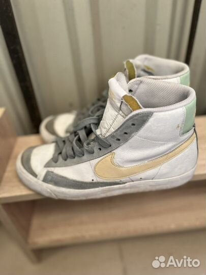 Кроссовки nike blazer mid 77