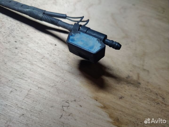 Форсунка омывателя лобового стекла Bmw 5 F10