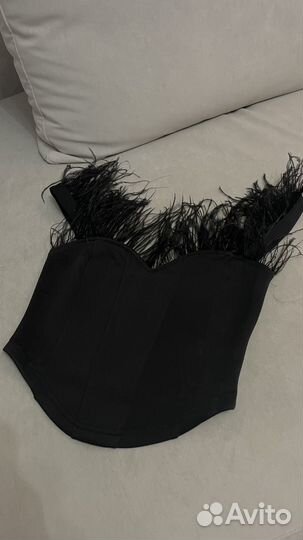Топ с перьями