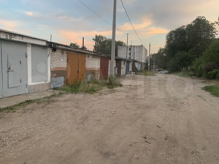 Гараж, > 30 м²