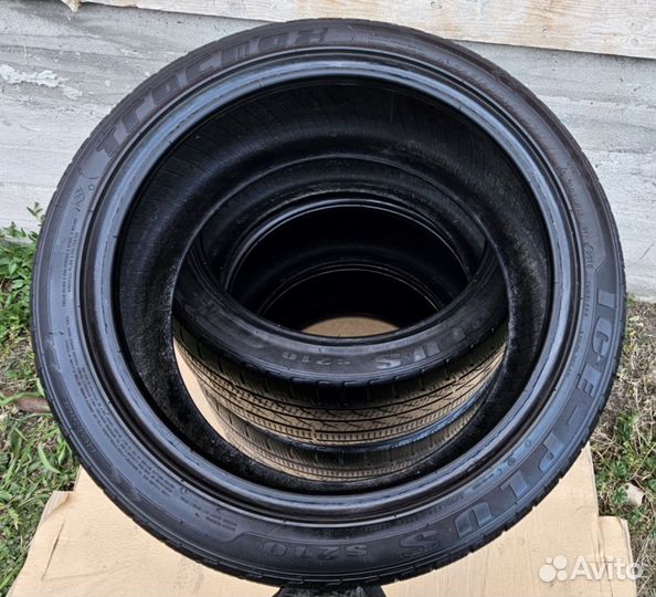 Tracmax Ice-Plus S210 245/40 R18