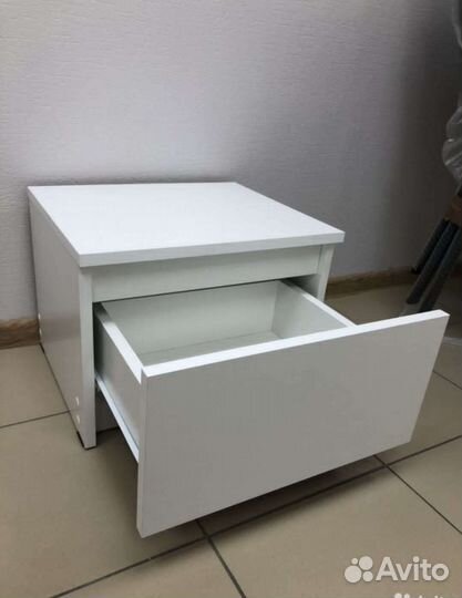 Тумба прикроватная мори