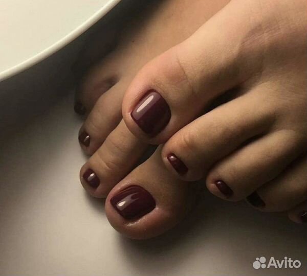 Аппаратный маникюр