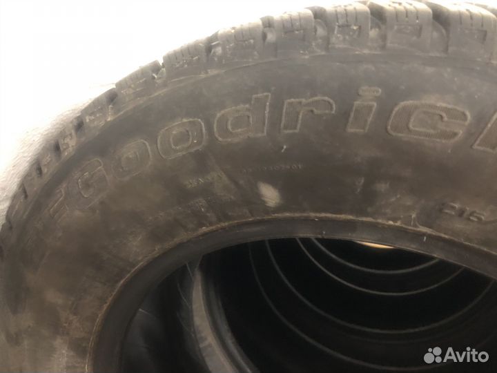 Bfgoodrich G-Force Stud 215/65 R16