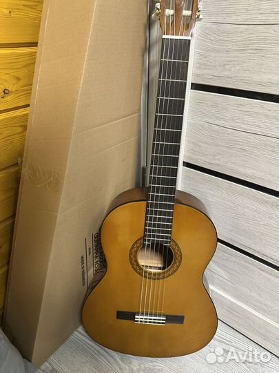Гитара yamaha c40