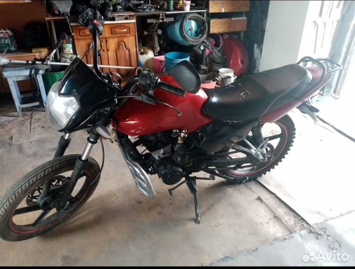 Продам мотоцикл 150 кубов